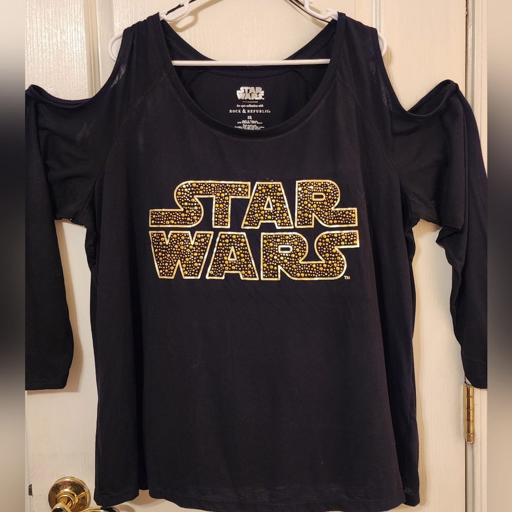 Star Wars Rock & Republic Cold Shoulder Top